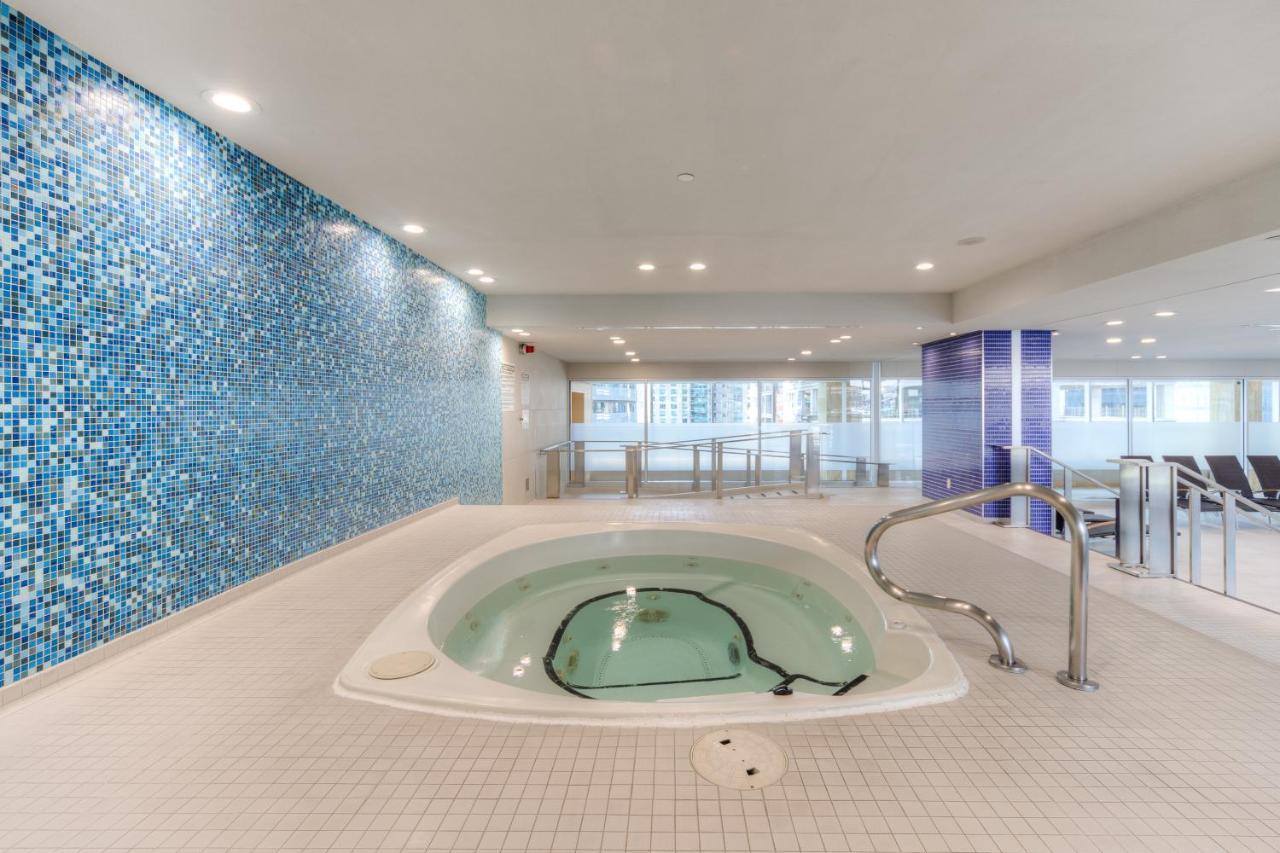 Newly Renovated Cozy Condo/Union Station Toronto Exterior foto