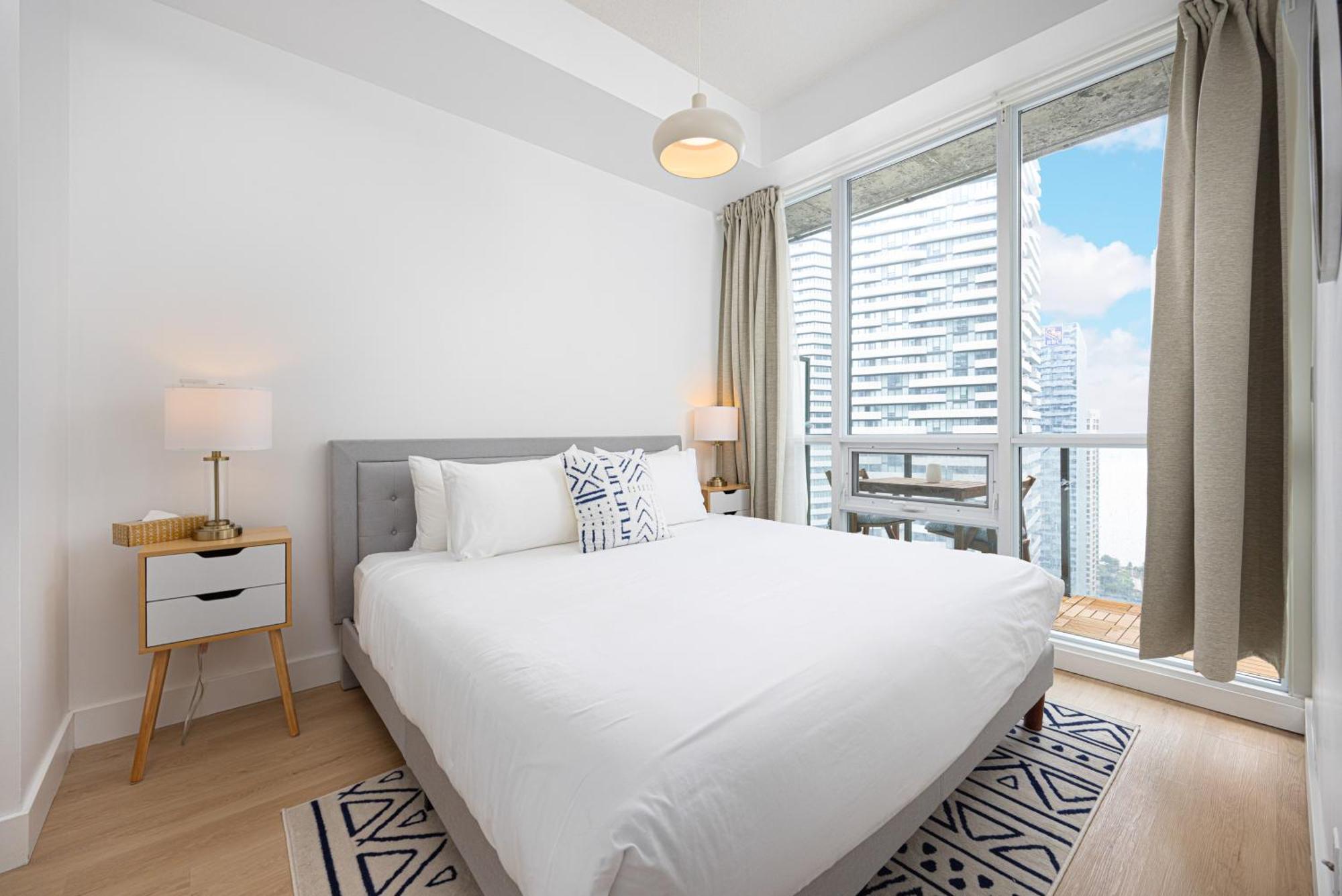 Newly Renovated Cozy Condo/Union Station Toronto Exterior foto
